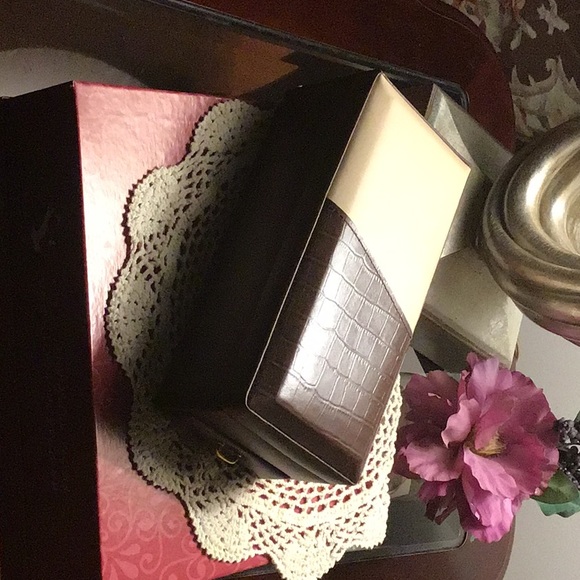 Jewelry Box - Picture 3 of 3